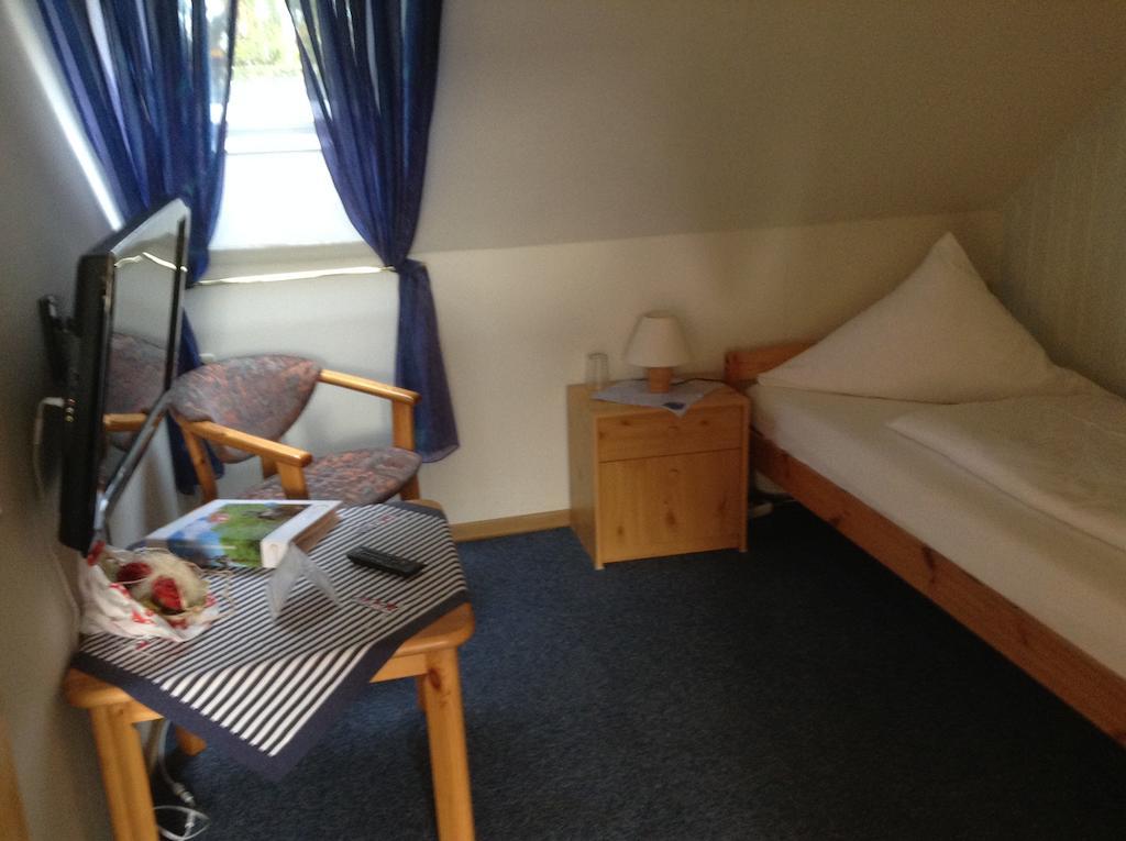 Hotel Mühleneck Hage Habitación foto